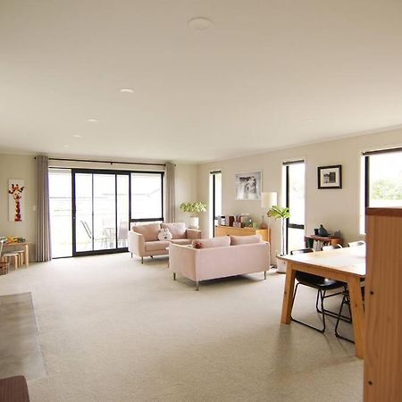 House In Hamilton Villa Luaran gambar