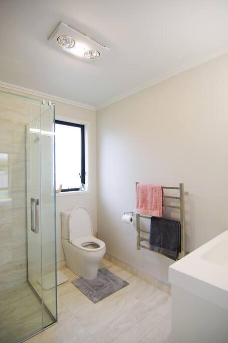 House In Hamilton Villa Luaran gambar